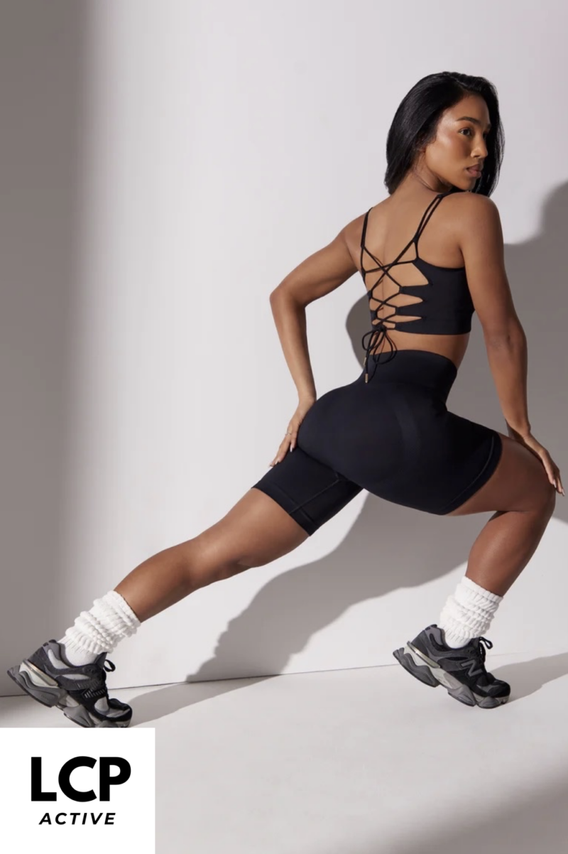 HIGH WAIST SUPER SCULPTING BIKER SHORTS IN BLACK - Image 6